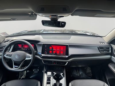 2024 Volkswagen Atlas 2.0T Peak Edition SEL