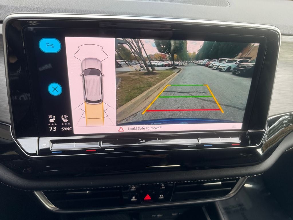 2024 Volkswagen Atlas Cross Sport 2.0T SE w/Technology