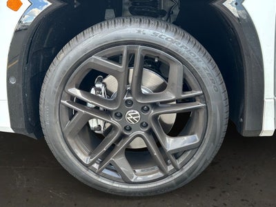 2025 Volkswagen Tiguan 2.0T SE R-Line Black