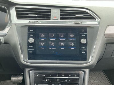 2024 Volkswagen Tiguan 2.0T SE